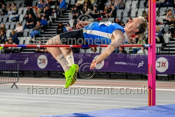 MastRelay26-917808 - Masters Set Three