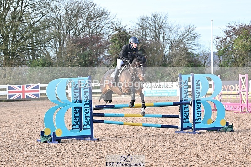 251126-094531-00059 - Cls 0 + 1, Clear Round, British Novice and 90cm