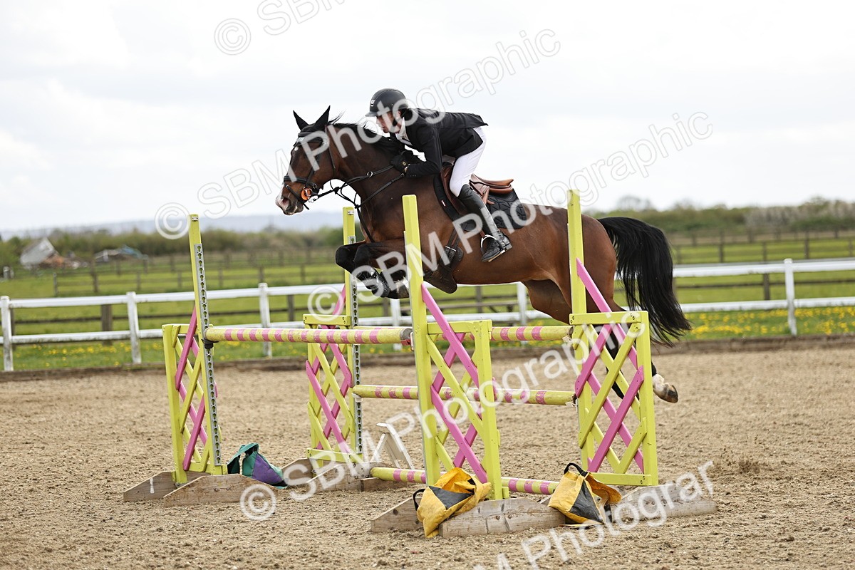 SBM_001556 - Class 5 -Senior Foxhunter - 1.20m