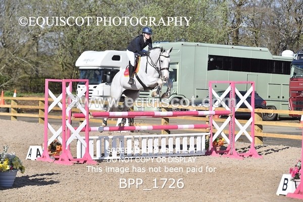 BPP_1726 - CLASS 18 SUN Senior Newcomers/ 1.10m Open