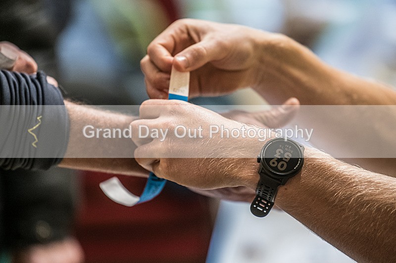 Litton-10 - Litton Christmas Cracker Fell Race (Limestone Series) Sunday 14th December 2025