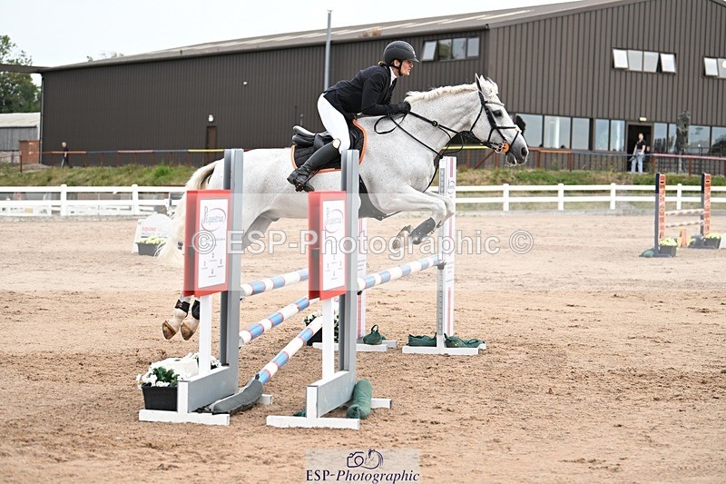 250727-093225-08837 - Cls 31 British Novice and 90cm