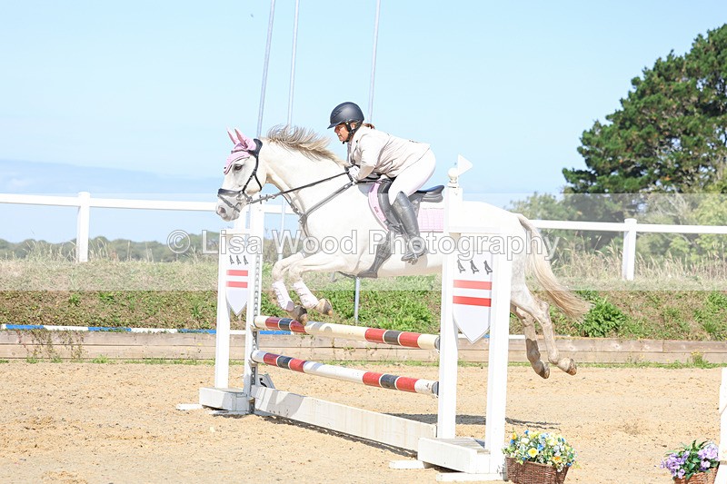 3E7A0892 - Class 4: Senior British Novice/90cm open