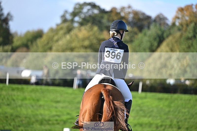 251024A-151546-14006 - E-396-Madeleine.Robertson