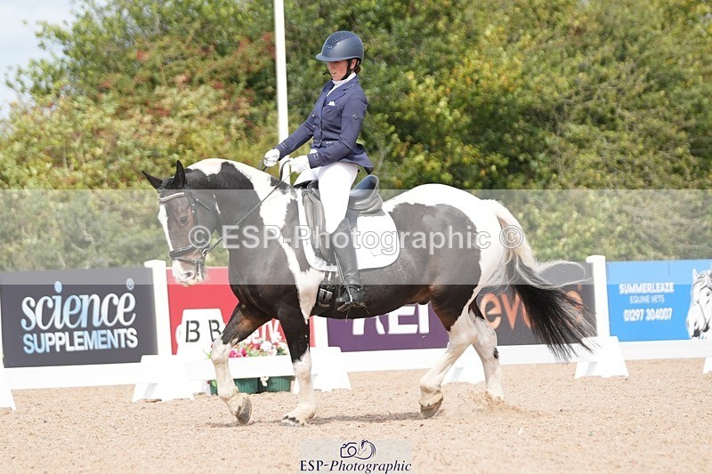 250906-121750-02296 - 082-Samantha.FussellDai.The.Pied