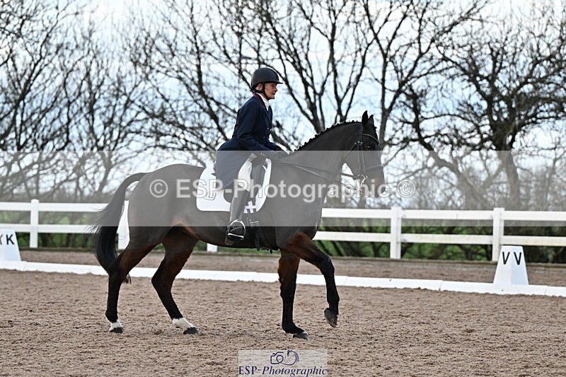 241214-152709-03236 - 123-Susan.Lanz-Wellshead.Foxtrot