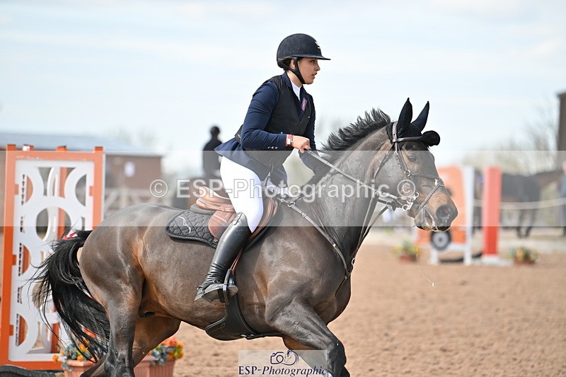 240418A-145628-04596 - Cls 9, 2 Star Big Tour 1.40m