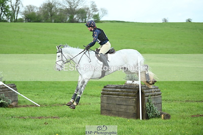 250419-170530-13457 - 852-Janine.Paterson-MACHAS.GREY