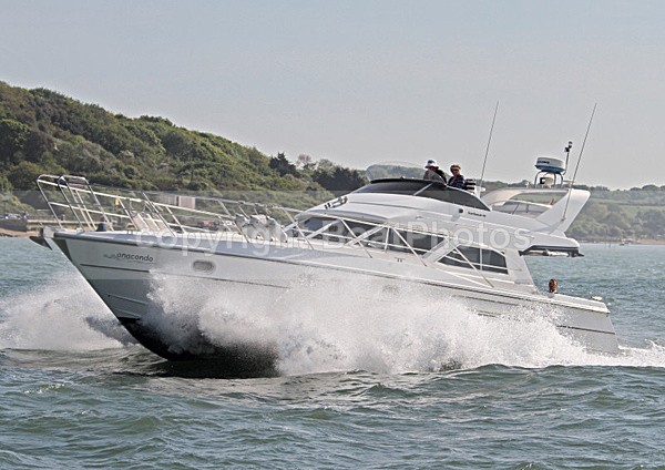 100522 ANACONDO IMG_2591 - Flybridge Cruisers