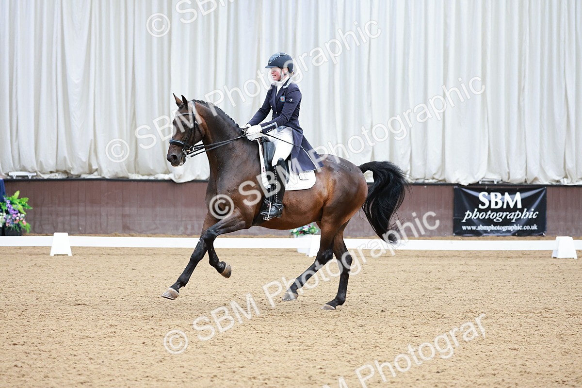 SBM_015811 - Class 5 - FEI INT II - 15.48-17.00