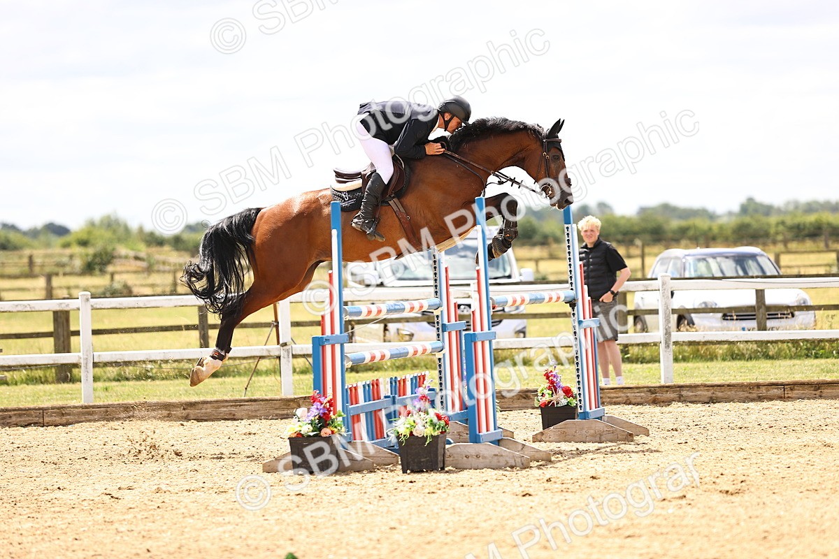 SBM_003729 - Class 22 - Senior Foxhunter 1.20m