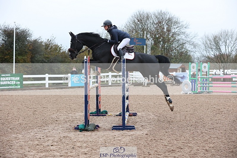 231112A-133322-04526 - Cls 20 Newcomers & 1.10m Open