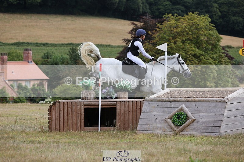 250802A-111614-01708 - A-014-Mia.Hughes-KILNHANGERS.LITTLE.GEM