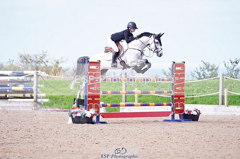 240802A-102500-03585 - Cls 15 Foxhunter