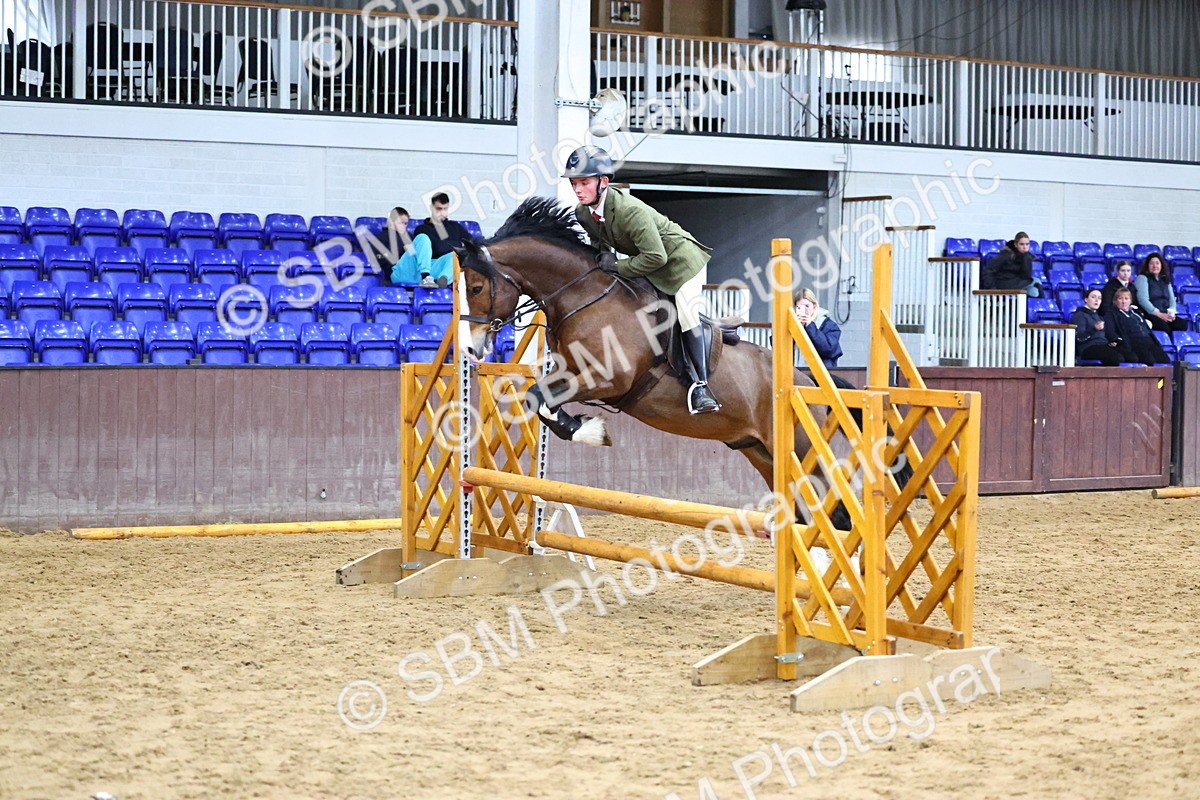 SBM_005088 - Class 41 - Not exceeding 143cms