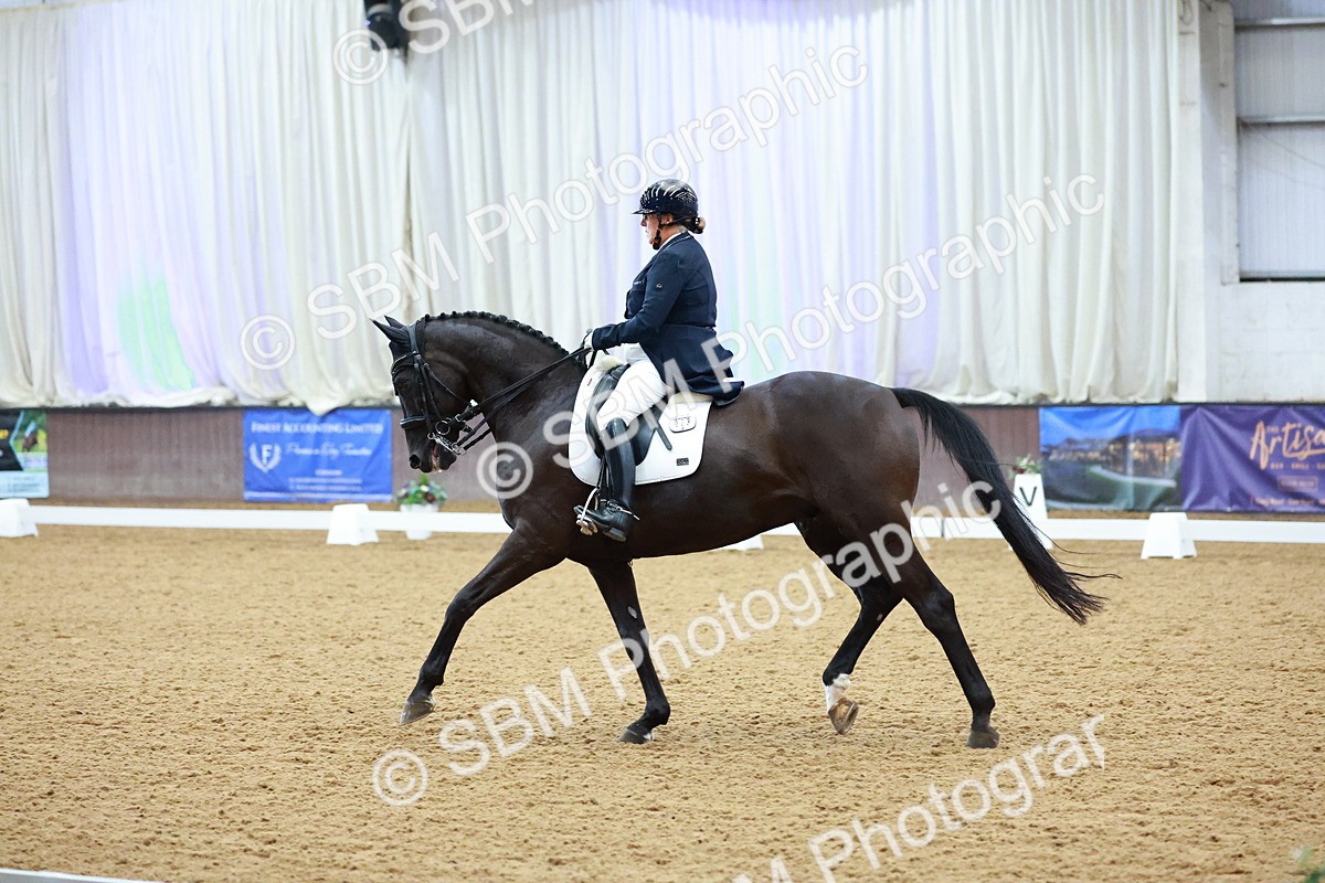 SBM_007692 - Class 9 - FEI INT II - 16.54.17.57