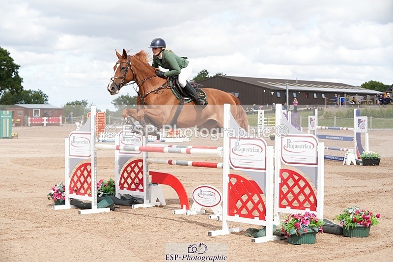 250801-103628-04763 - Cls 14 Snr Fox 1st Rnd