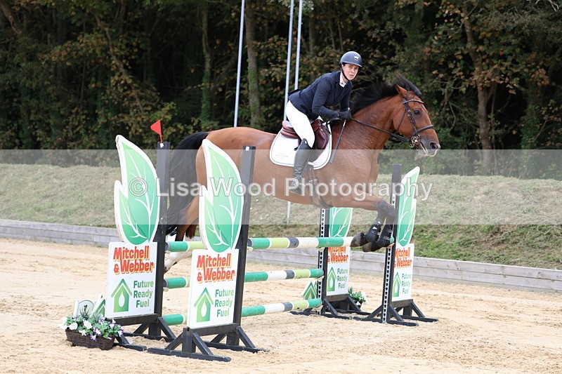 3E7A2923 - Class 7: Senior 1.05m