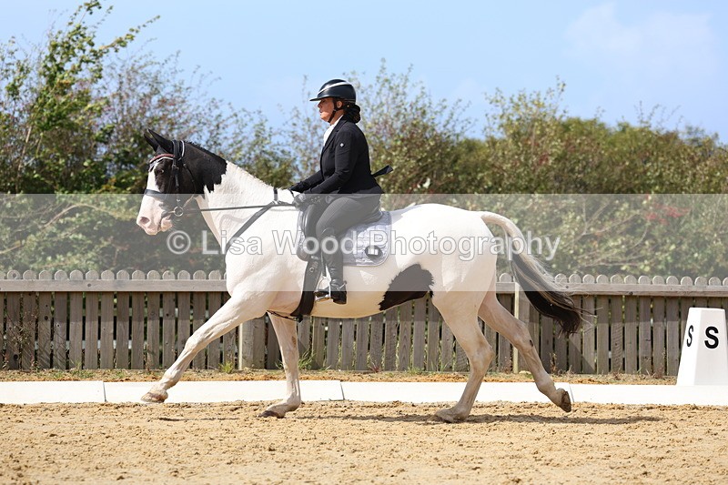 3E7A4098 - Class 9: Novice 6 Section B Championship