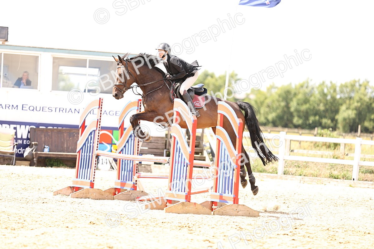 SBM_004407 - Class 3 -  Senior British Novice - 90m Open