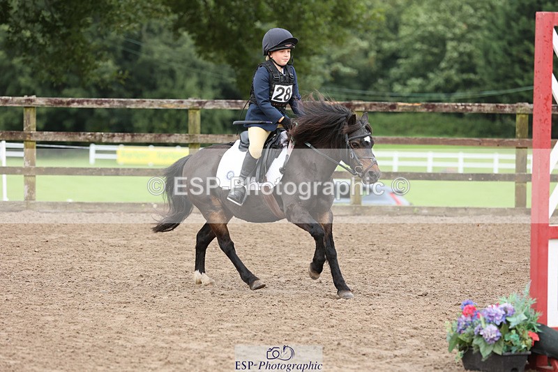 240822X-092226-00480 - 40cm R1 8.30 to 9.30