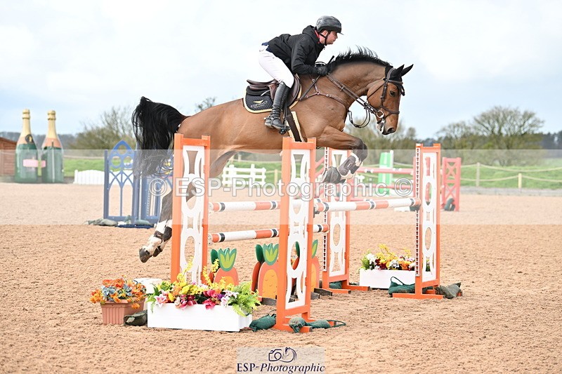 240315A-124636-01026 - Cls 3 Snr Foxhunter