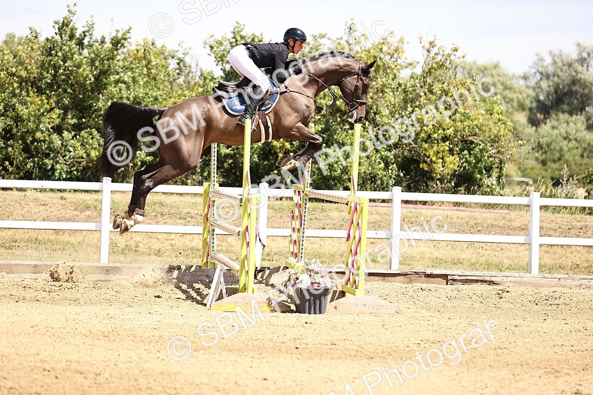 SBM_010165 - Class 9 - Senior Foxhunter - 1.20m Open