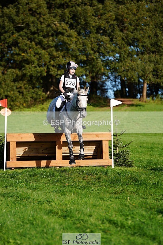 241026-102640-11306 - 326-Eloise.Hawtin-TULLIBARDS.CLONEENAGH.TED