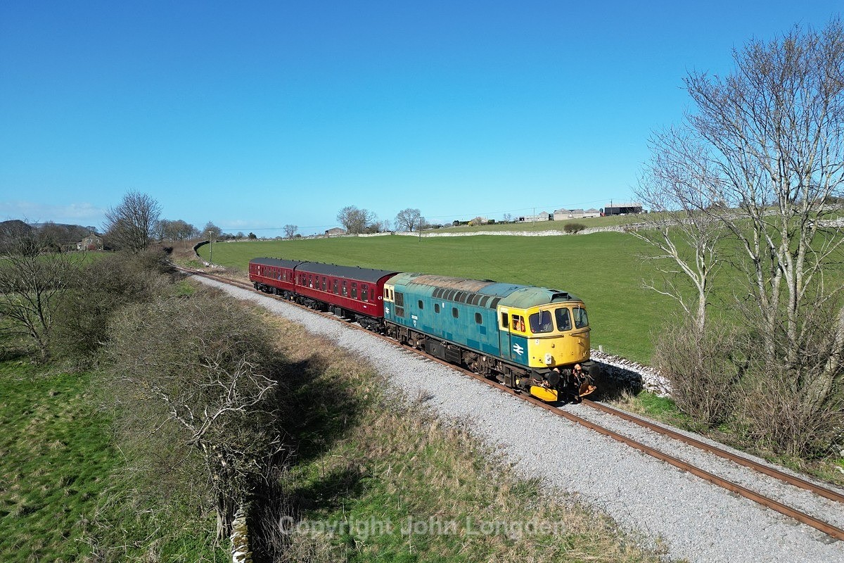 JL - 30.3.25 33035 11:00 Leyburn - Leeming Bar, Harmby - The wonderful Wensleydale Railway