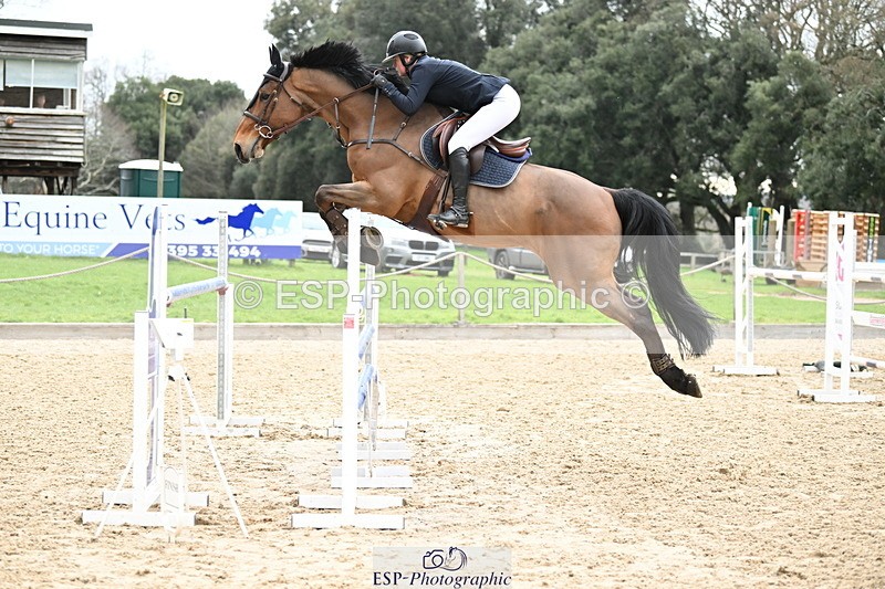 250323A-154001-05072 - Cls 25 Snr Fox & 1.20m Open