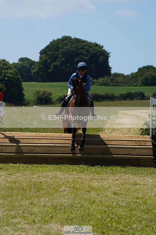 240629X-114602-1718 - 011-Katie_Ingram-HOLLYHATCH_HIGH_HOPES