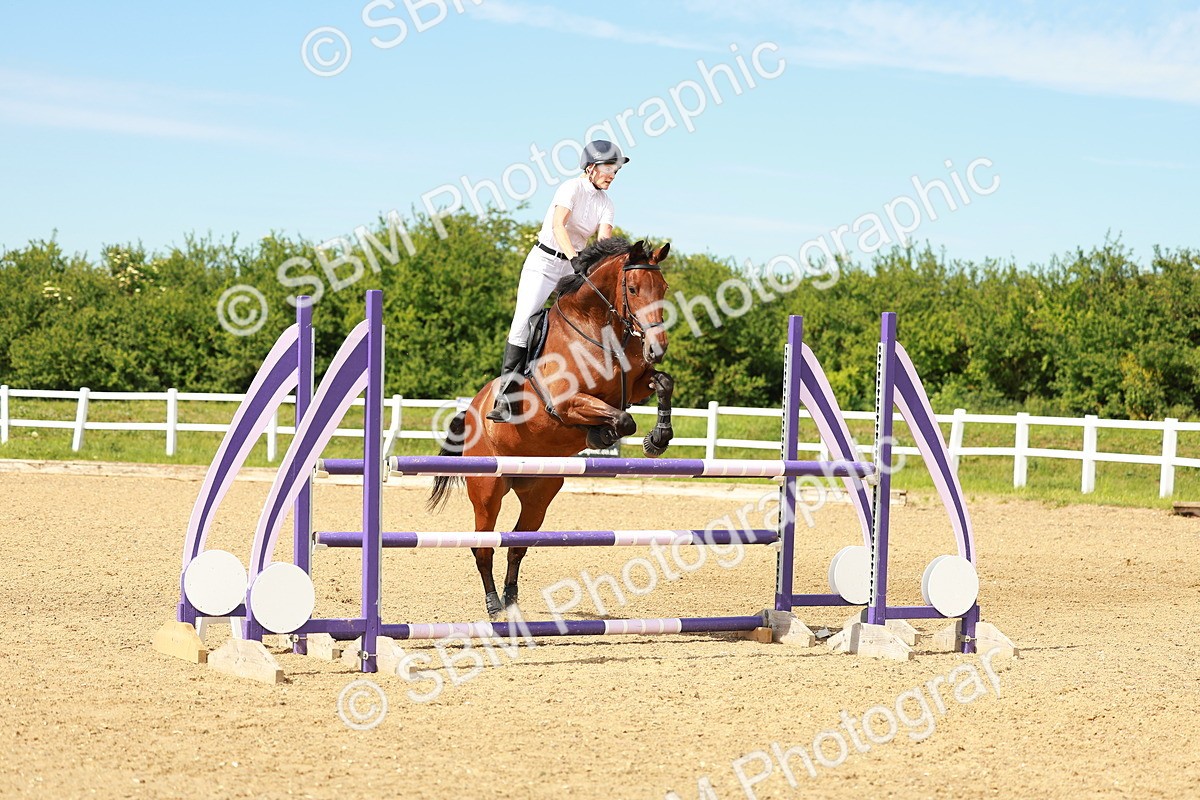 SBM_002493 - Class 4 - Senior Newcomers - 1.10m