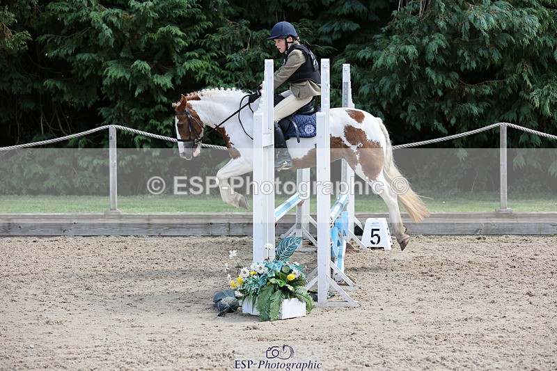 240823X-122804-16791 - 60cm R1 11.30 to 13.30