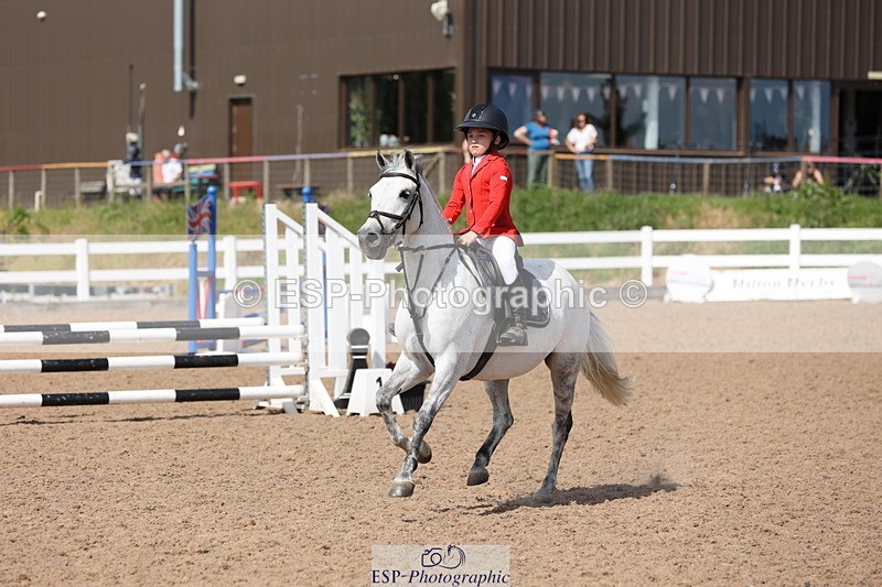 240629A-160309-07878 - Cls 13 Stepping Stones 128cm + 138cm