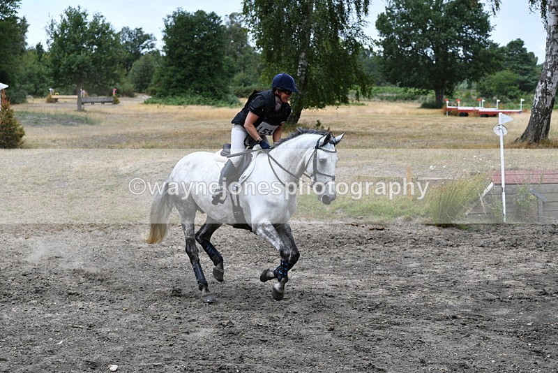 WJ5_1867 - XC Time 12:05 to 12:55