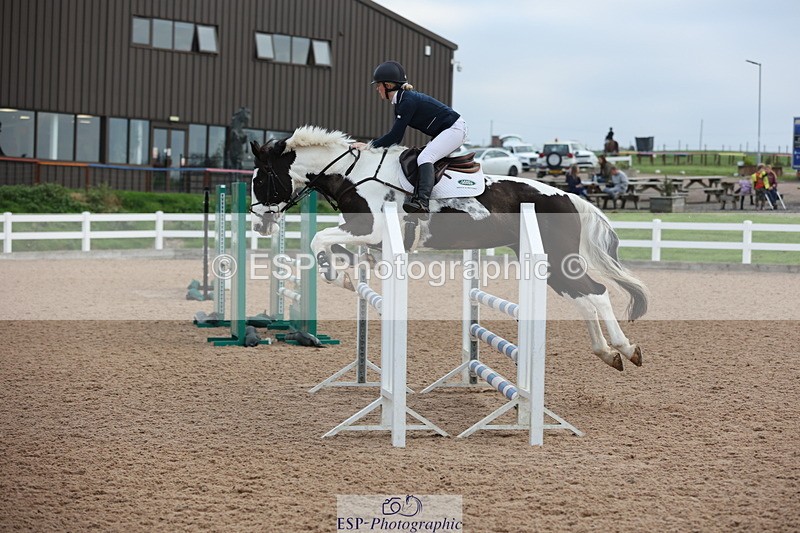 241101A-083835-00332 - FRI Cls 2 British Novice and 90cm Open
