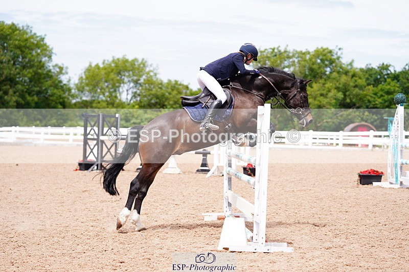 240629A-131028-05588 - Cls 18 Newcomers and 1m Open