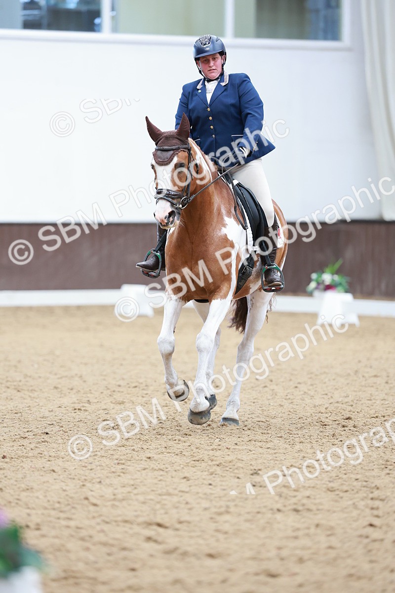 SBM_010067 - Class 6b - Novice 6 - 12.40-13.43