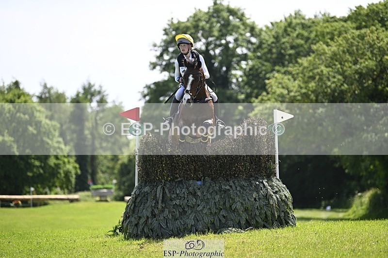 240525-132754-13712 - 117-KASAGRANDE_VR-Gemma_Watts