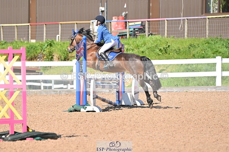 240504A-160832-02720 - Cls 22 & 23 Stepping Stones 128cm & 138cm & Under11's