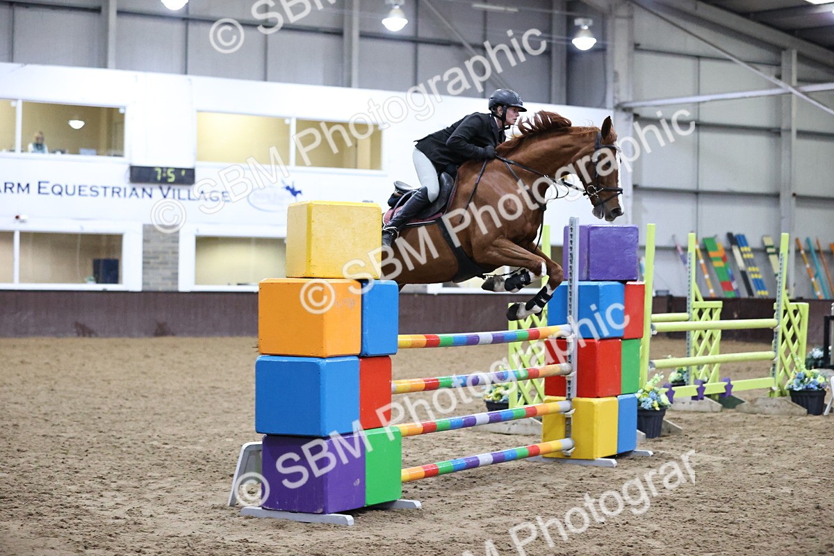 SBM_002008 - Class 4 - Senior Newcomers - 1.10m Open