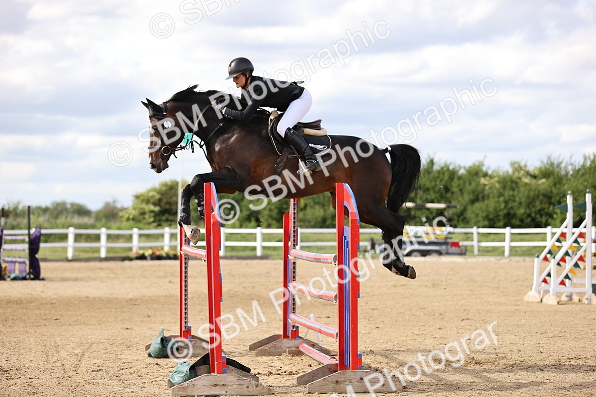 SBM_003670 - Class 13 - Senior Foxhunter - 1.20m