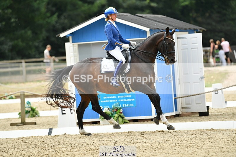 250718A-140035-01950 - 038-Natasha.Collings-Costello-Dovevale.Tender.Dove