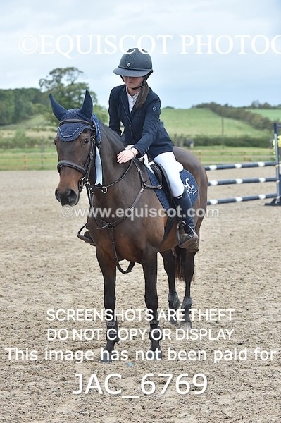 JAC_6769 - CLASS 17 SUN Pony Newcomers/ 1m Open