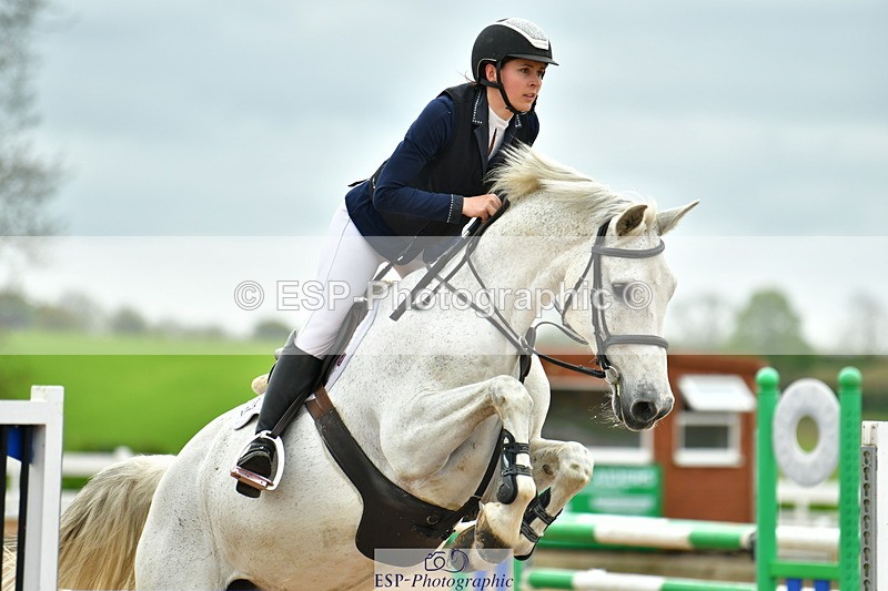 230507A-132155-08113 - Cls 43 1.05m Amateur Quali