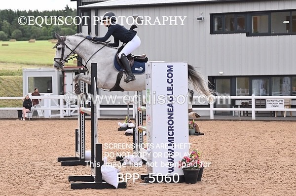BPP_5060 - CLASS 7 THURS Redpost Equestrian Senior Foxhunter/1.20m Open
