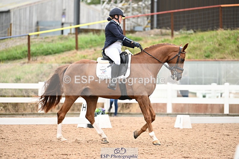 240815A-114959-00871 - 159-Verity.Perry-Bianchi