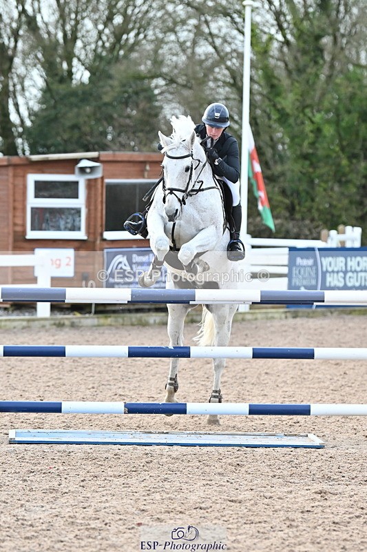 231208A-135710-01049 - Cls 6 Foxhunter & 1.20m Open