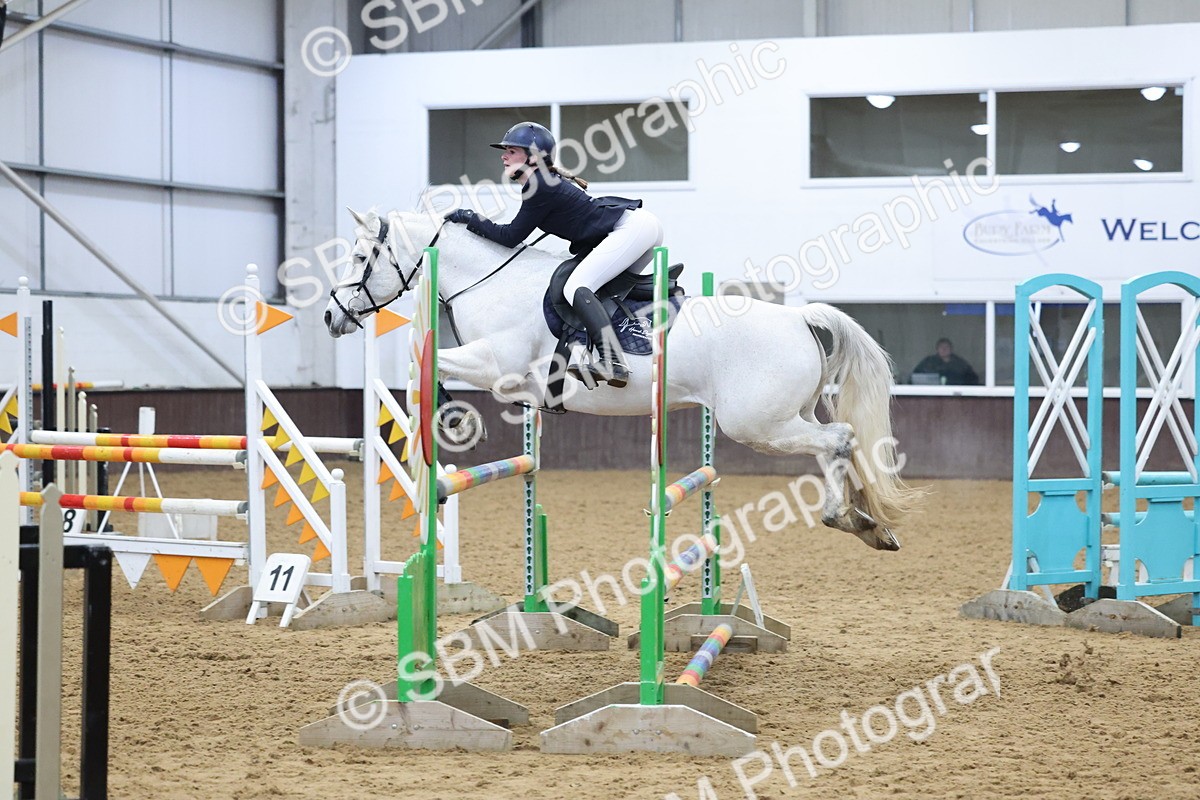 SBM_002113 - Class 4 - Blue Chip Pony Newcomers - 1.00m