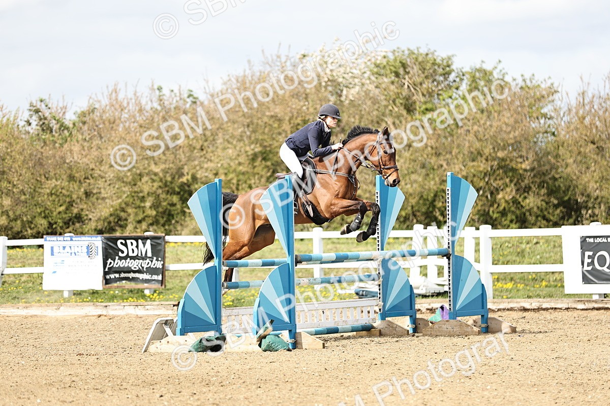 SBM_001227 - Class 4 - Senior Newcomers - 1.10m